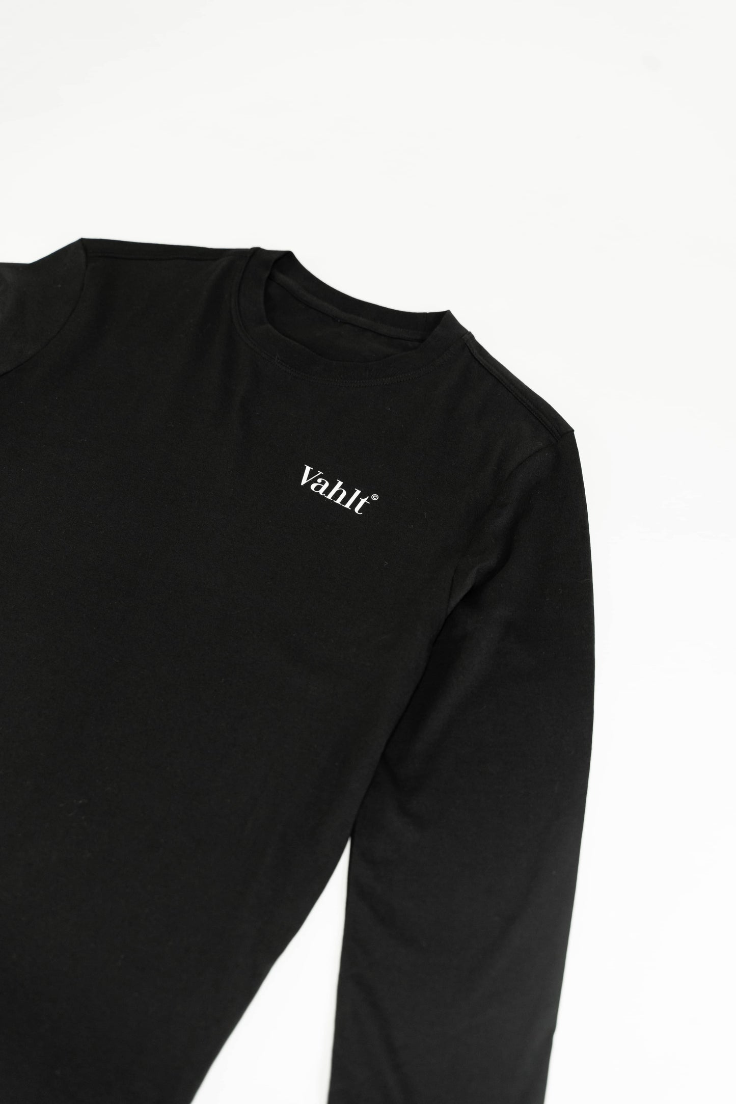 Classic Logo Relaxed Long Sleeve Tee